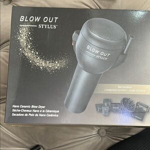 Black Blow Out Styler Hair Tool